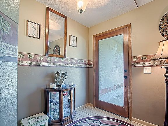 4th image of 3049 Hallow Dr