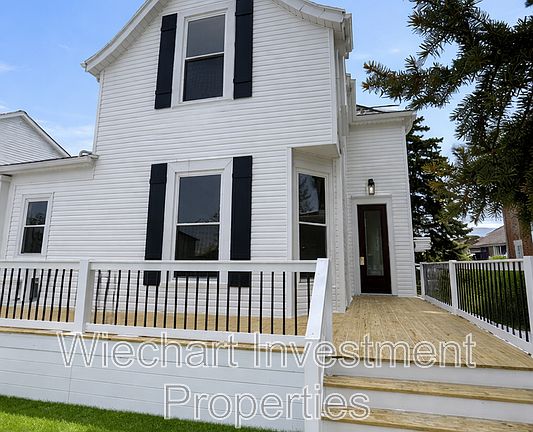 2nd image of 307 E Auglaize St APT A