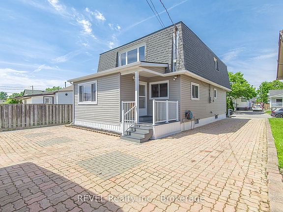 4th image of 373 Hennepin Ave