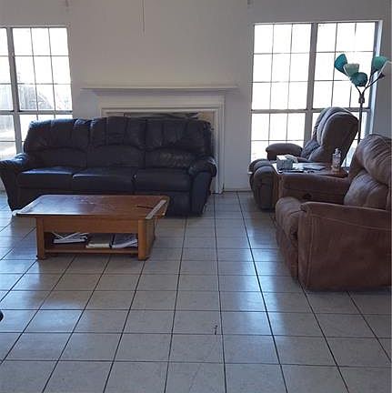 5th image of 7417 Atlantic Dr