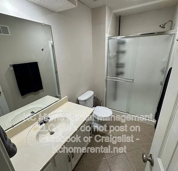 11429 W 142nd Ter — Photo 26