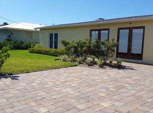 1390 Curlew Ave, Naples, FL 34102