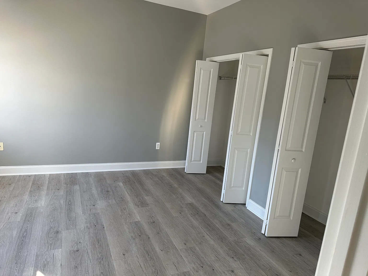 5319 Eastern Ave — Photo 4