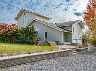 1238 Barnwell Cres, Ottawa, ON K4B 1K4