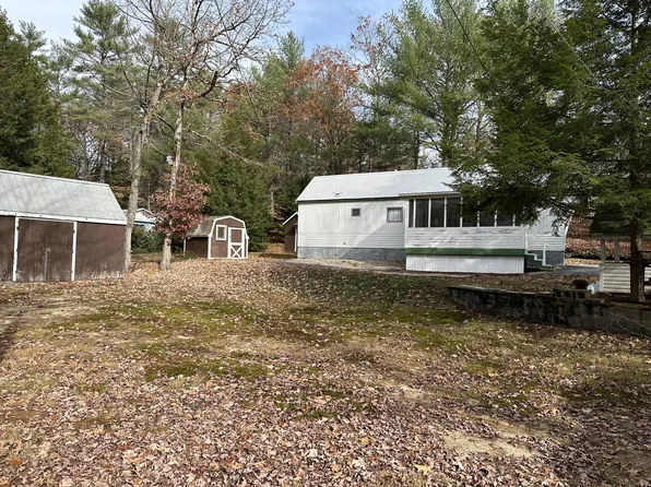 5 Village Circle, Shapleigh, ME 04076