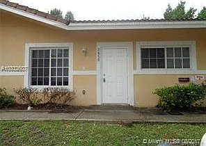 3856 SW 48th Ave — Photo 3