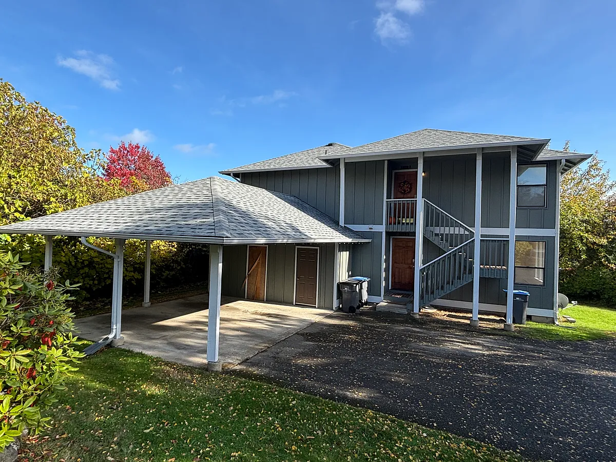 Building Photo - 2638 Cascade Trl #A