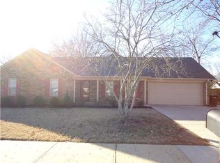 3987 Oak Rd, Bartlett, TN 38135