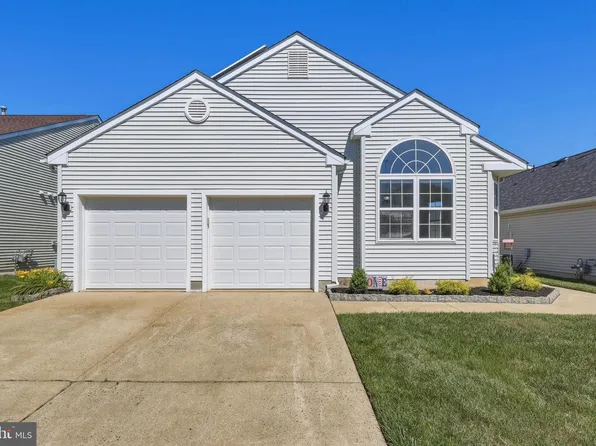 529 Key West Dr, Williamstown, NJ 08094