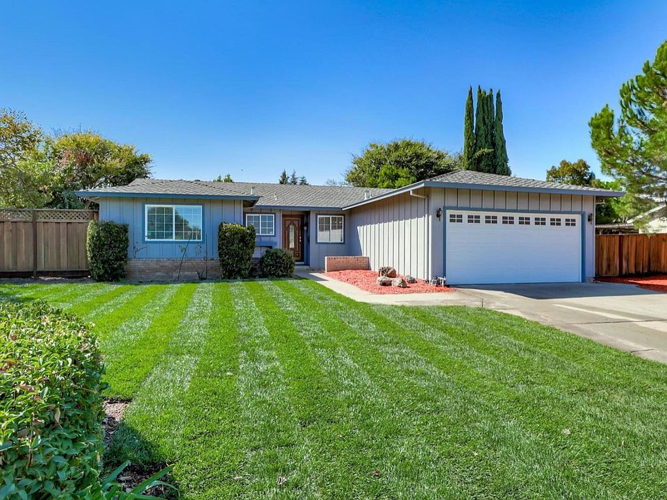 1st image of 6149 Castello Dr