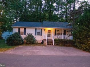 11605 Cowpoke Cir, Lusby, MD 20657