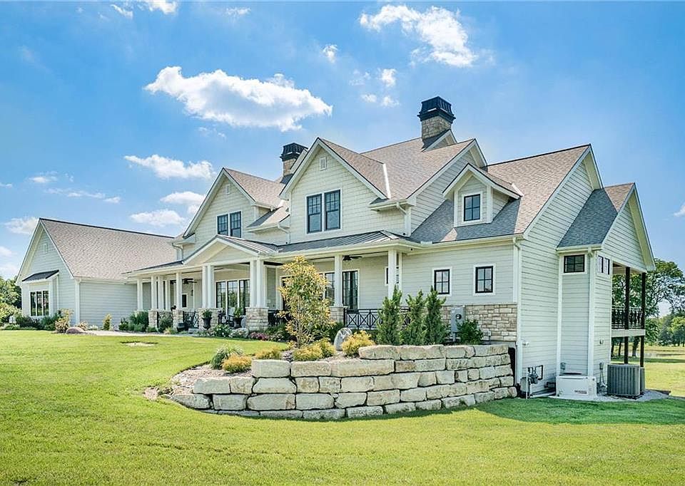 13185 Lakeshore Dr, Olathe, KS 66061 Zillow