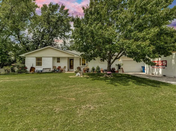 1917 Marc Ave, Andover, KS 67002
