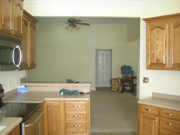 4th image of 315 Bn E Jackson St