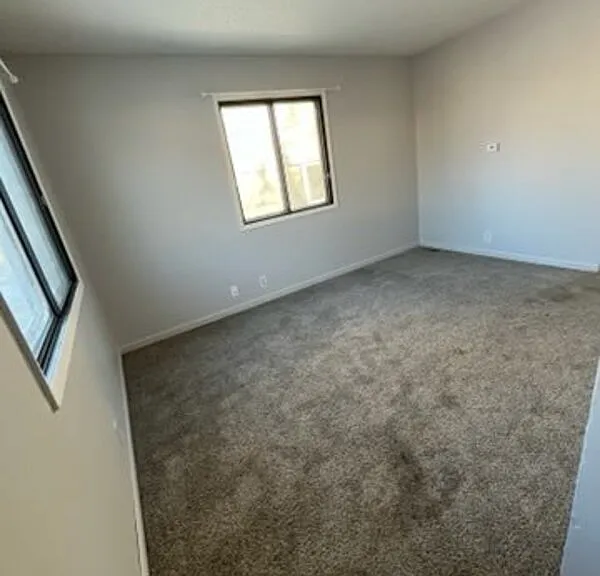 122 McKinley Ave — Photo 35