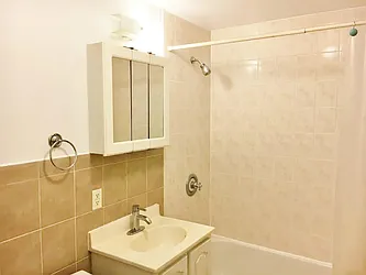 Rented by Best Apartments North Inc