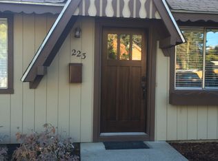 223 12th St, Leavenworth, WA 98826