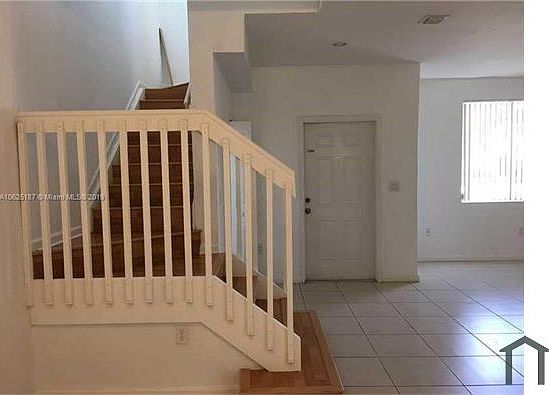 4th image of 2621 SE 15th Pl #187