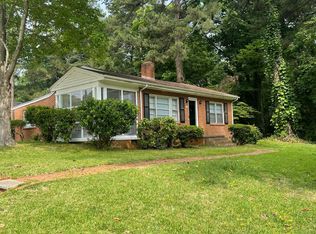 615 N Steele St, Sanford, NC 27330