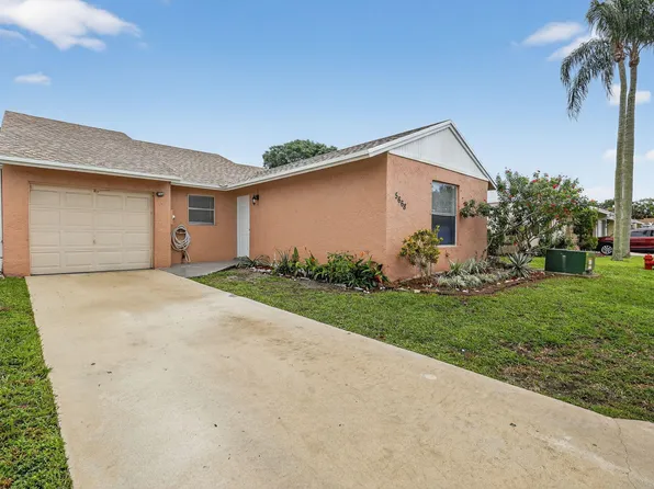 5668 Waltham Way, Lake Worth, FL 33463