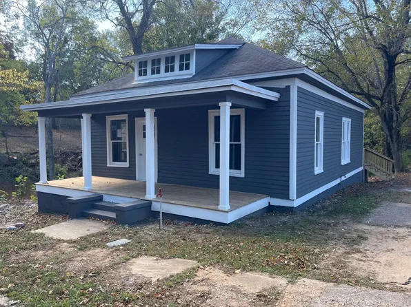 310 S Brewer St, Paris, TN 38242