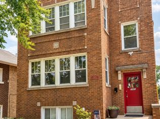 5445 W Melrose St, Chicago, IL 60641