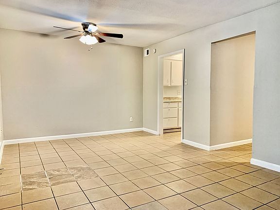 3rd image of 9410 Grannis St APT A