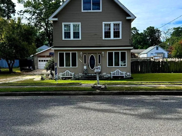 130 E 9th Ave, Pine Hill, NJ 08021