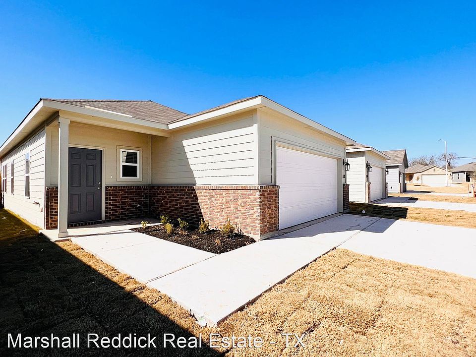 1st image of 1118 Gracie Way