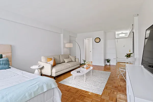 Rented by Douglas Elliman | media 2