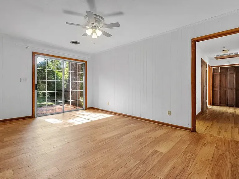 123 Columbia Dr #A — Photo 13