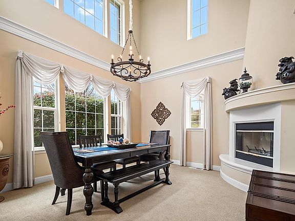 4th image of 3696 Newbury Court