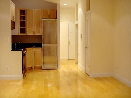 Rented by Centennial Properties NY | media 87