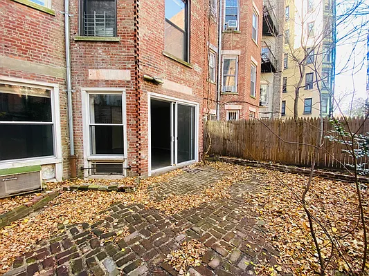 Rented by Aventana | media 31