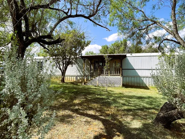 502 Choctaw, Cotulla, TX 78014