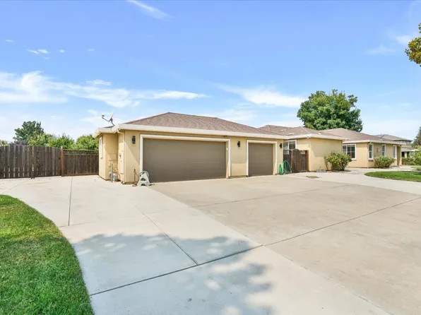 7820 Zilli Dr, Tracy, CA 95304