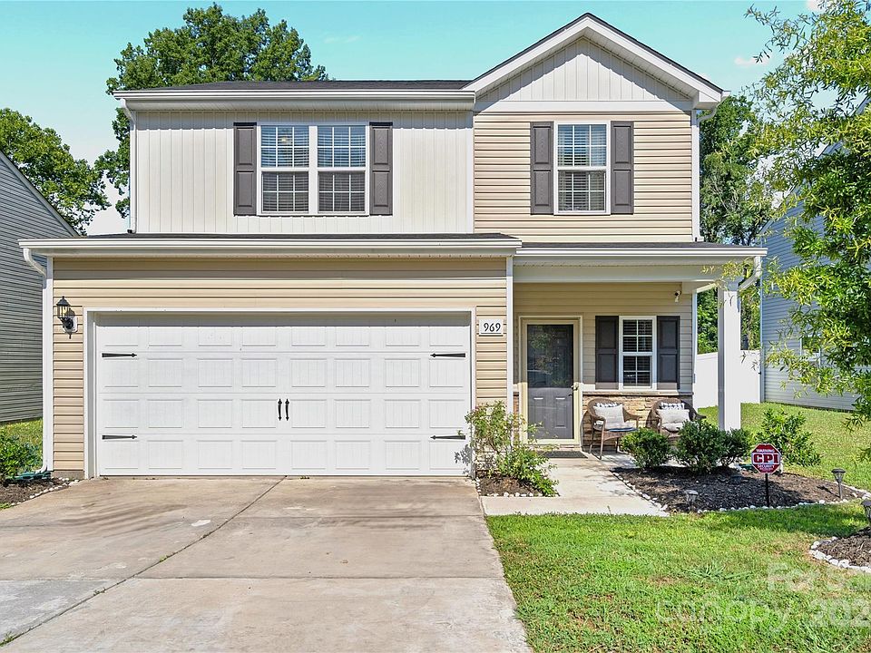 1st image of 969 Joselynn Dr