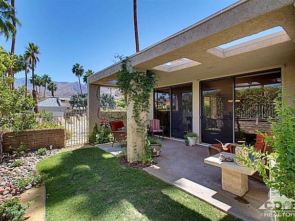 4th image of 2646 W La Condesa Dr