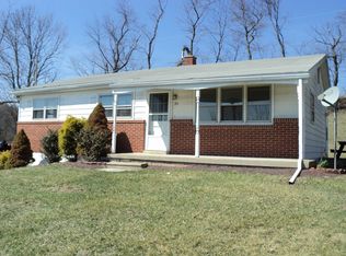 95 Janzy Ln, Williamsport, PA 17701