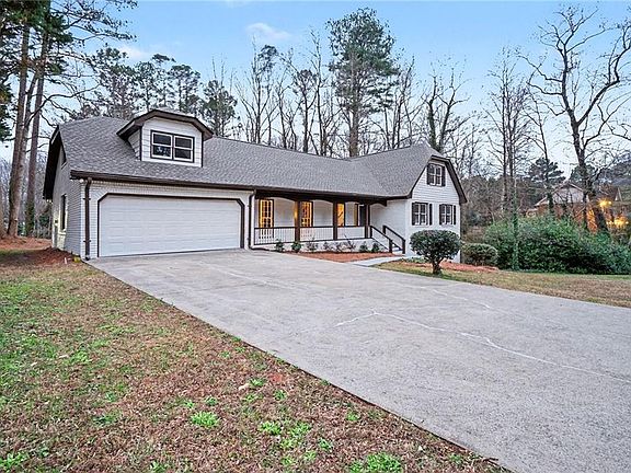 2nd image of 5464 Breathitt Dr SW