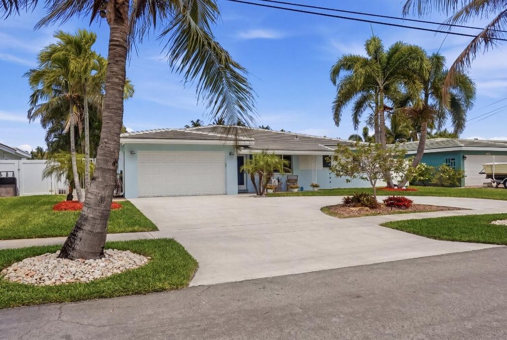 380 SE 5th Avenue, photo 4
