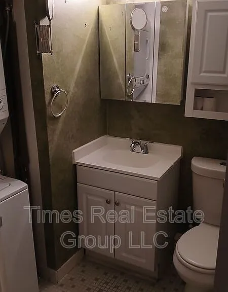 500 Campbell Cir #28 — Photo 5