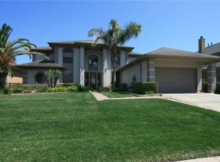 3026 S Island Dr, Seabrook, TX 77586