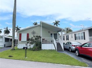 8530 SW 20th Pl, Davie, FL 33324