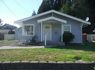 709 N 1st St, Montesano, WA 98563