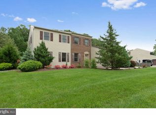 1391 Cinnamon Dr, Fort Washington, PA 19034
