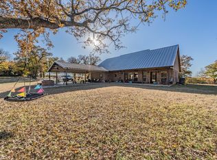 1409 Fm 1810, Decatur, TX 76234