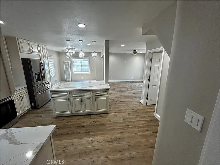 2720 E Wall St — Photo 7