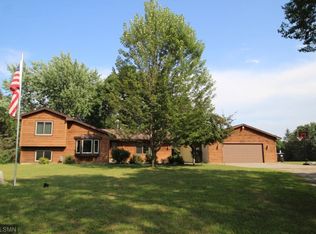 21191 Quay St NW, Oak Grove, MN 55303