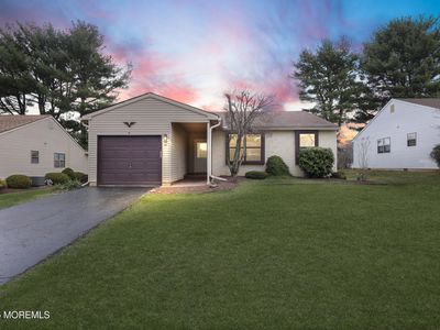 49 Lakeview Drive, Marlboro, NJ, 07746
